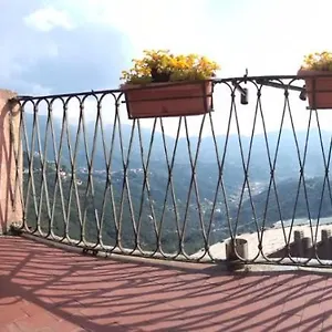 Oleandro Montale (Liguria)