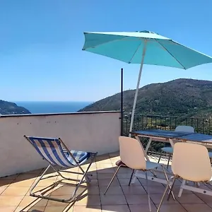 Trilocale In Dimora Tipica Montale (Liguria)
